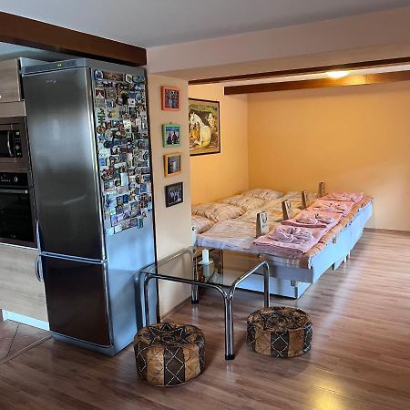 Dafinka Apartamento Banská Bystrica Exterior foto