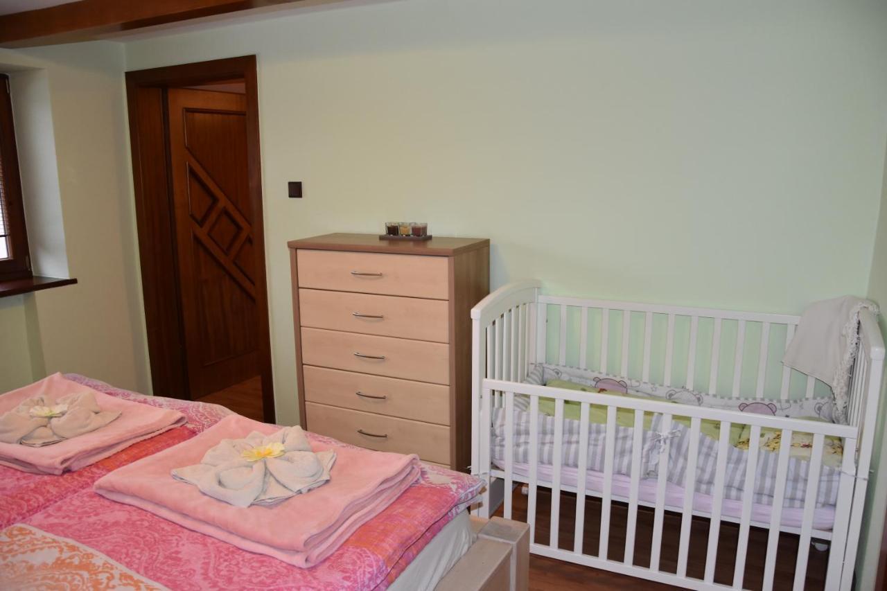 Dafinka Apartamento Banská Bystrica Exterior foto