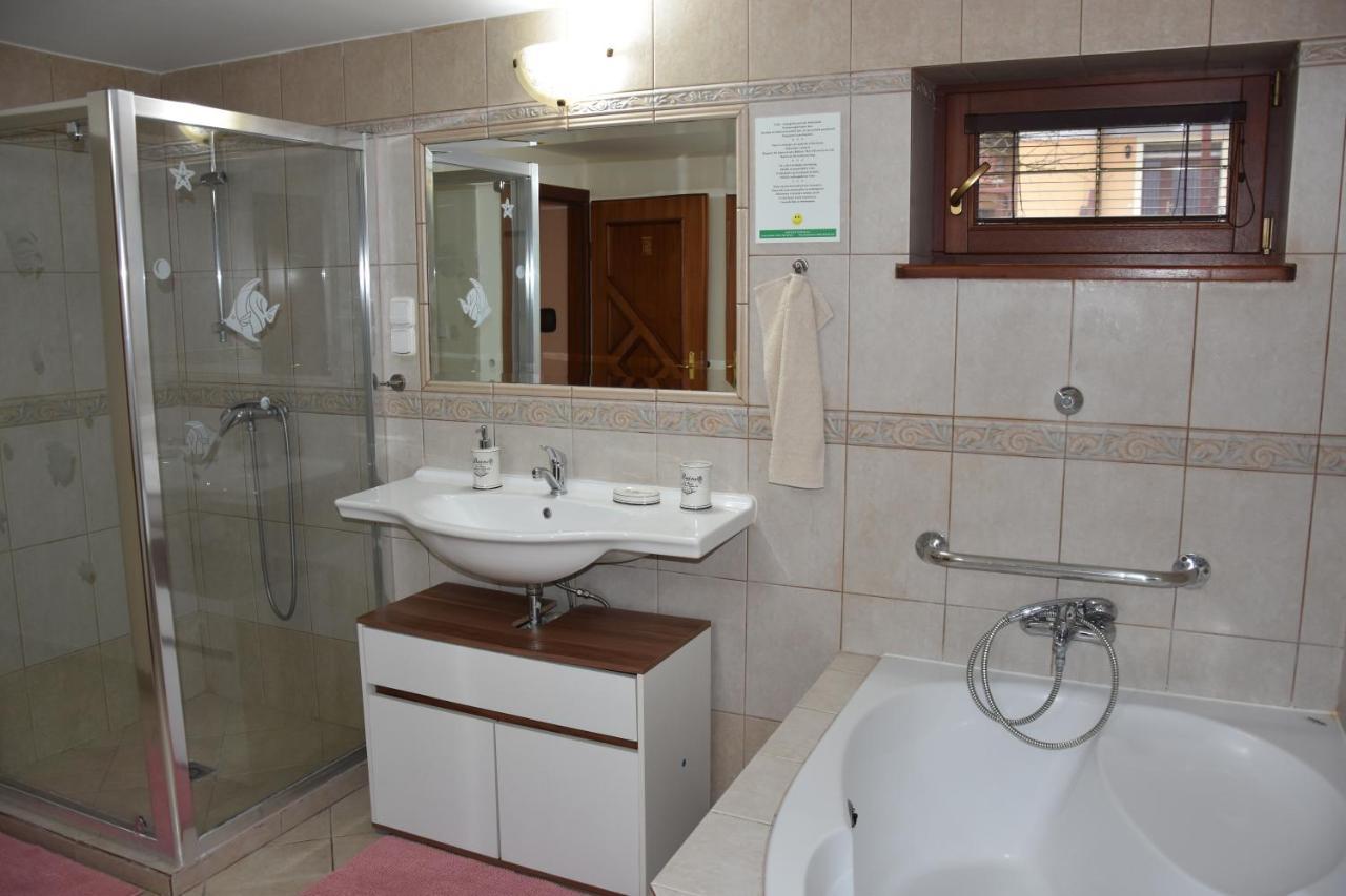 Dafinka Apartamento Banská Bystrica Exterior foto